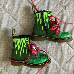 Teenage Mutant Ninja Turtles Doc Martens Boots Youth 7 Seven Raphael TMNT